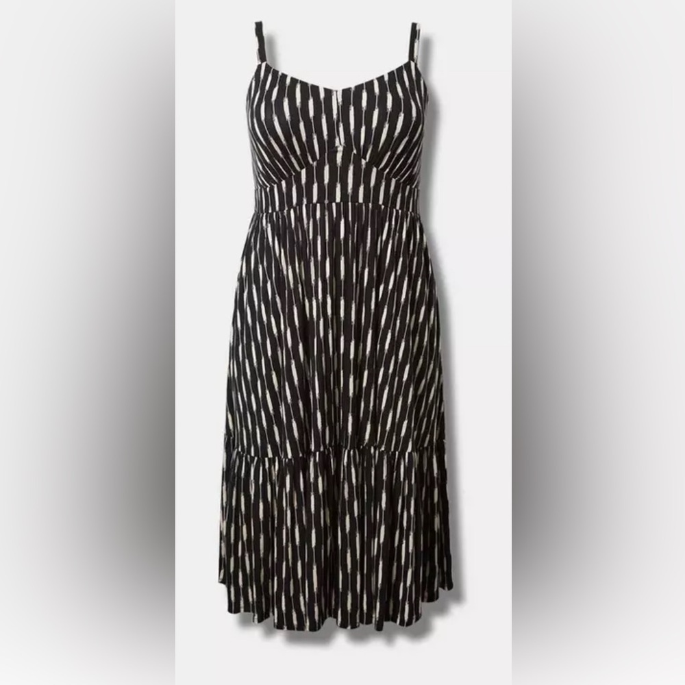 Pre-Loved Torrid Midi Tiered Dress Size 3 (22-24)